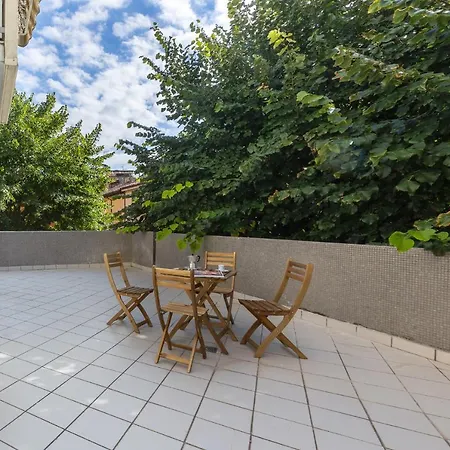 W/terrace 10 Min Walk From Piazza S.stefano Appartement Bologna