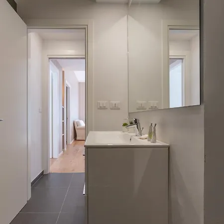 W/terrace 10 Min Walk From Piazza S.stefano Bologna