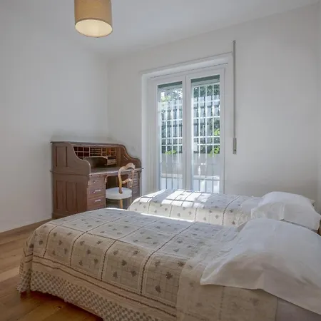 W/terrace 10 Min Walk From Piazza S.stefano Appartement *