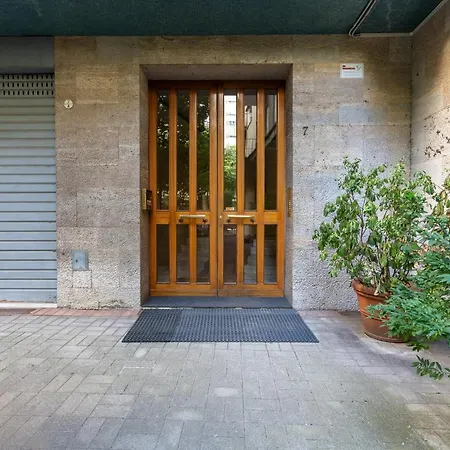 W/terrace 10 Min Walk From Piazza S.stefano *